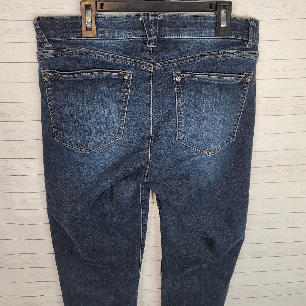 WIT & WISDOM DARK WASH RAW HEM JEANS, SZ 8 - Picture 9 of 10